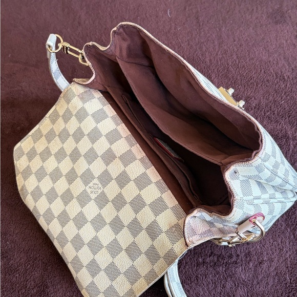 Authentic Louis Vuitton Cream and Blue Checkered Crossbody Bag - Picture 6 of 8